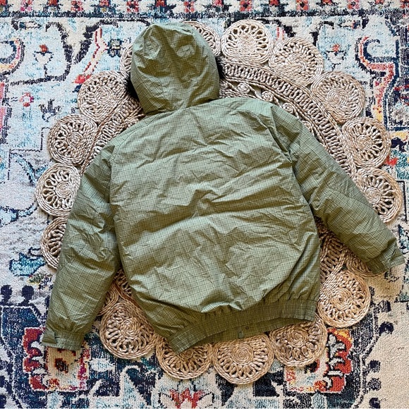 DC Snowboard Jacket, Faux Fur Hood, Green, XL - Picture 15 of 15